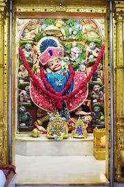 Vadtal Temple Murti Darshan