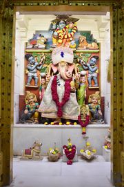 Vadtal Temple Murti Darshan