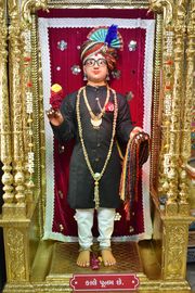 Vadtal Temple Murti Darshan
