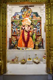 Vadtal Temple Murti Darshan