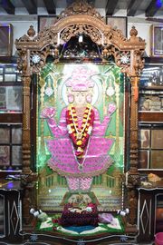 Vadtal Temple Murti Darshan
