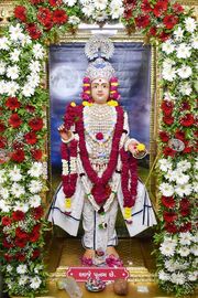 Vadtal Temple Murti Darshan