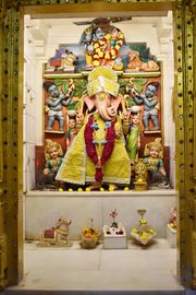 Vadtal Temple Murti Darshan