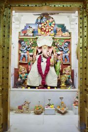Vadtal Temple Murti Darshan
