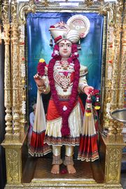 Vadtal Temple Murti Darshan