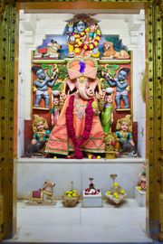 Vadtal Temple Murti Darshan
