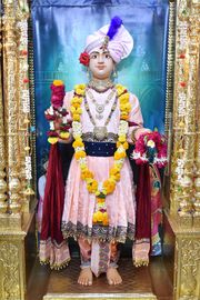 Vadtal Temple Murti Darshan