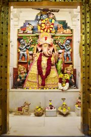 Vadtal Temple Murti Darshan