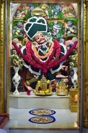 Vadtal Temple Murti Darshan