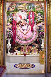 Vadtal Temple Murti Darshan