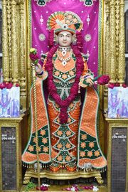 Vadtal Temple Murti Darshan