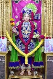 Vadtal Temple Murti Darshan