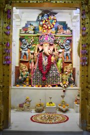 Vadtal Temple Murti Darshan