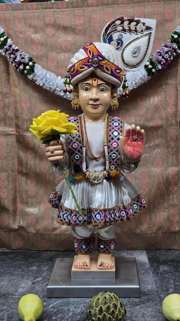 Bolton Temple Murti Darshan