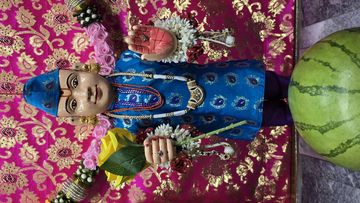 Bolton Temple Murti Darshan