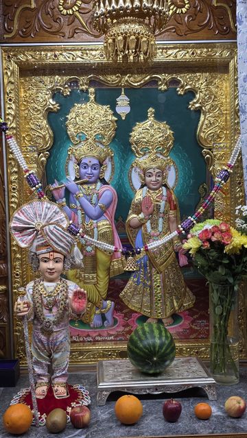 Bolton Temple Murti Darshan