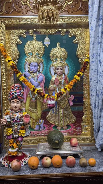 Bolton Temple Murti Darshan