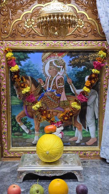 Bolton Temple Murti Darshan
