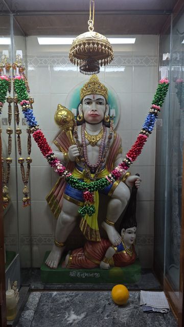 Bolton Temple Murti Darshan