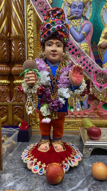 Bolton Temple Murti Darshan