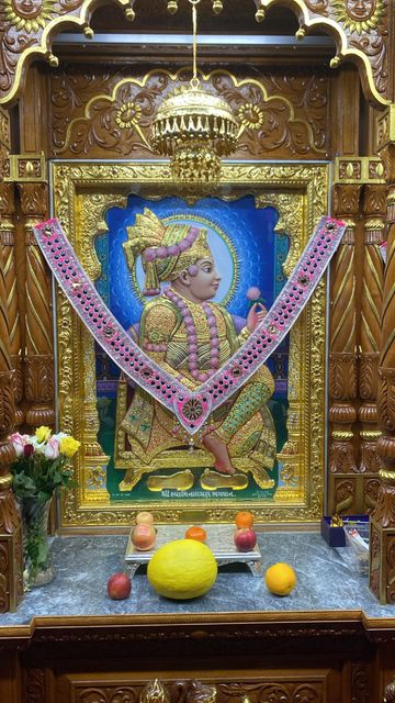 Bolton Temple Murti Darshan