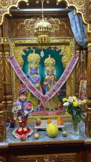 Bolton Temple Murti Darshan