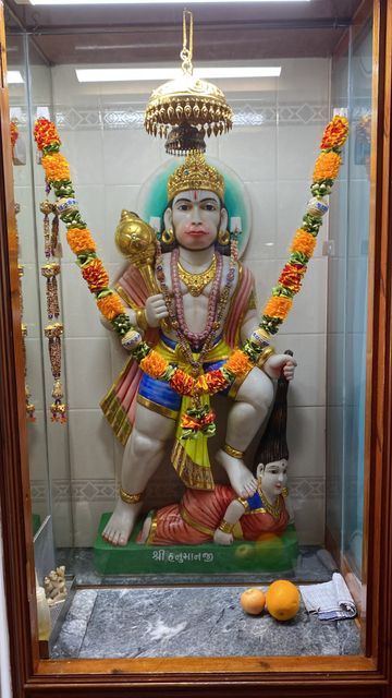 Bolton Temple Murti Darshan