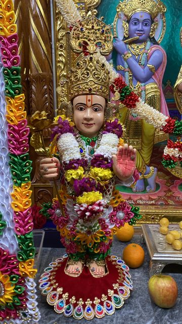 Bolton Temple Murti Darshan