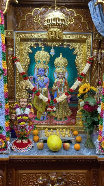 Bolton Temple Murti Darshan