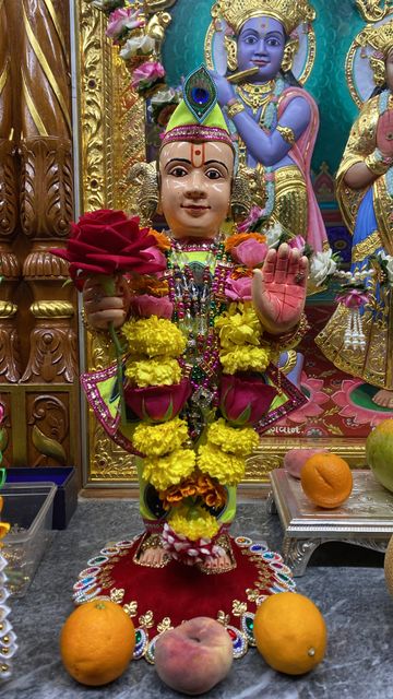 Bolton Temple Murti Darshan