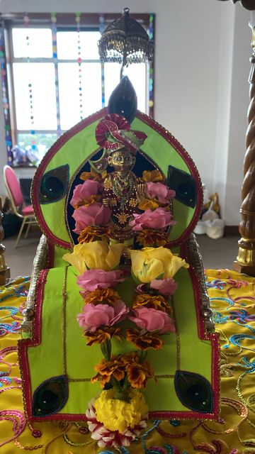 Bolton Temple Murti Darshan
