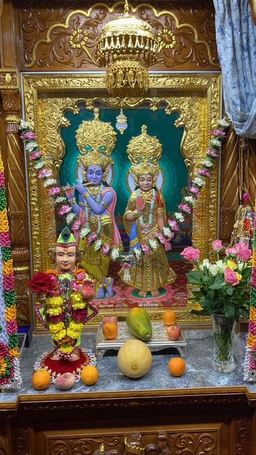 Bolton Temple Murti Darshan
