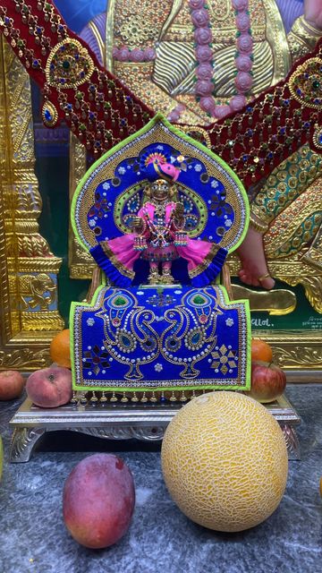 Bolton Temple Murti Darshan