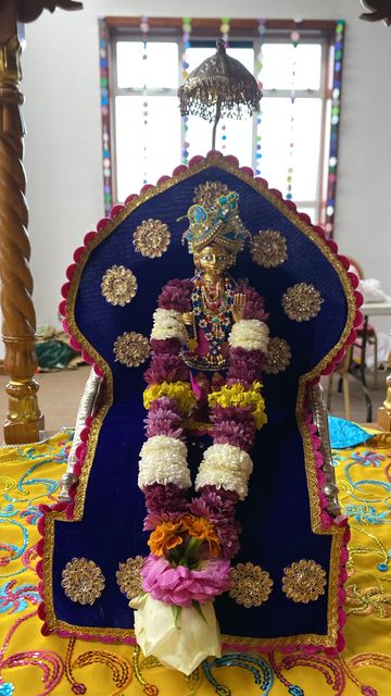 Bolton Temple Murti Darshan