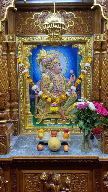Bolton Temple Murti Darshan
