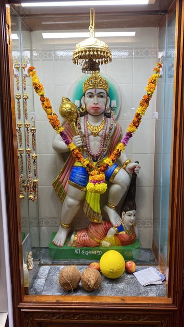 Bolton Temple Murti Darshan