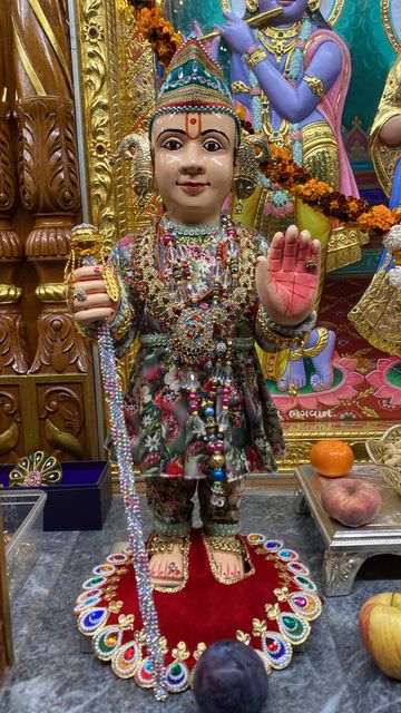 Bolton Temple Murti Darshan