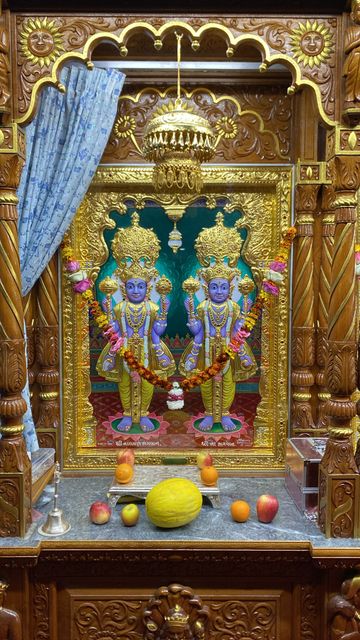 Bolton Temple Murti Darshan