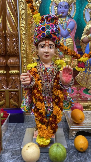 Bolton Temple Murti Darshan