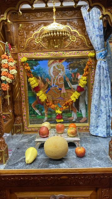 Bolton Temple Murti Darshan