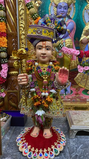 Bolton Temple Murti Darshan