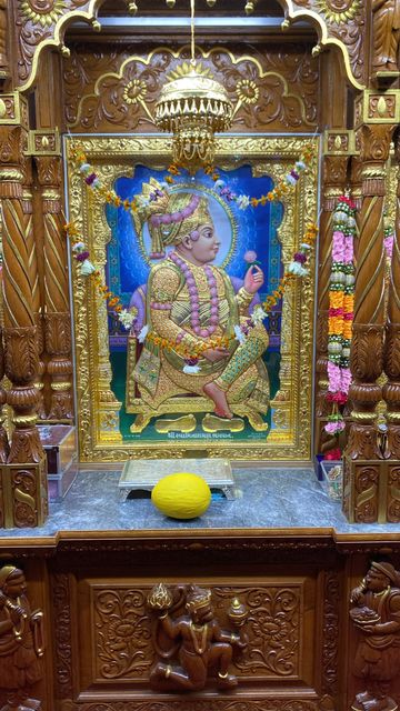 Bolton Temple Murti Darshan