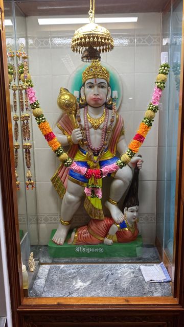 Bolton Temple Murti Darshan