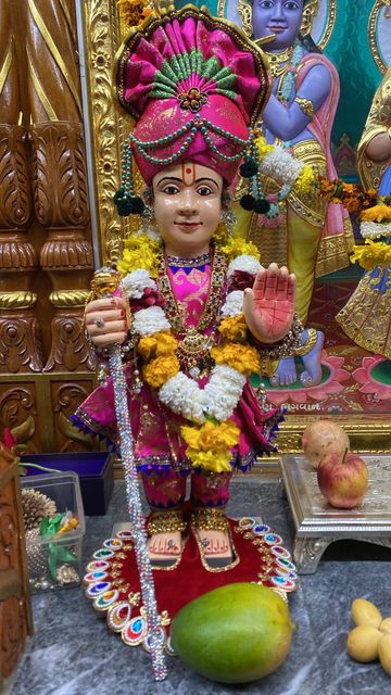 Bolton Temple Murti Darshan