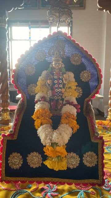 Bolton Temple Murti Darshan