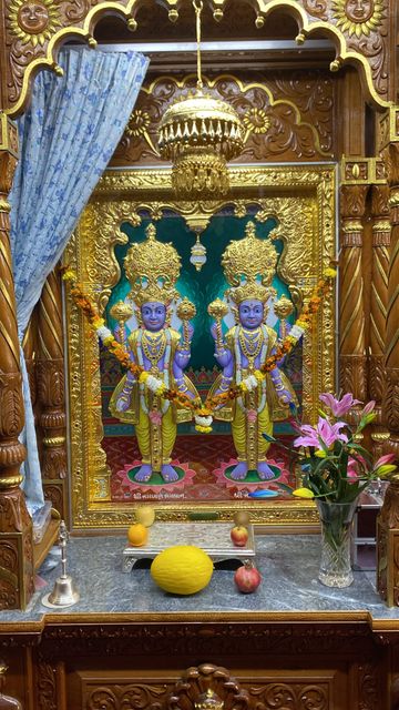 Bolton Temple Murti Darshan