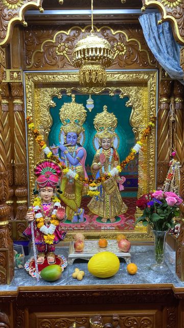 Bolton Temple Murti Darshan
