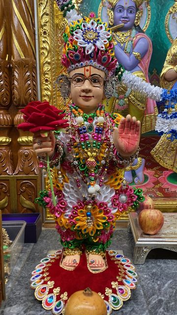 Bolton Temple Murti Darshan