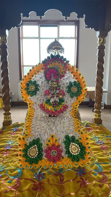 Bolton Temple Murti Darshan