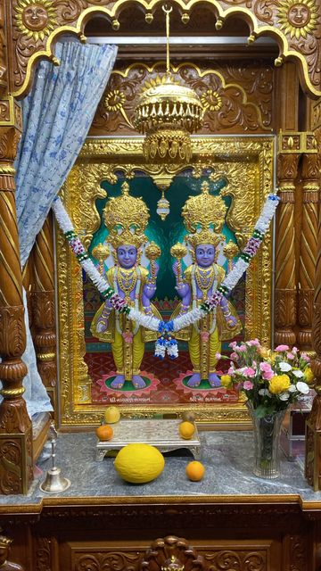Bolton Temple Murti Darshan